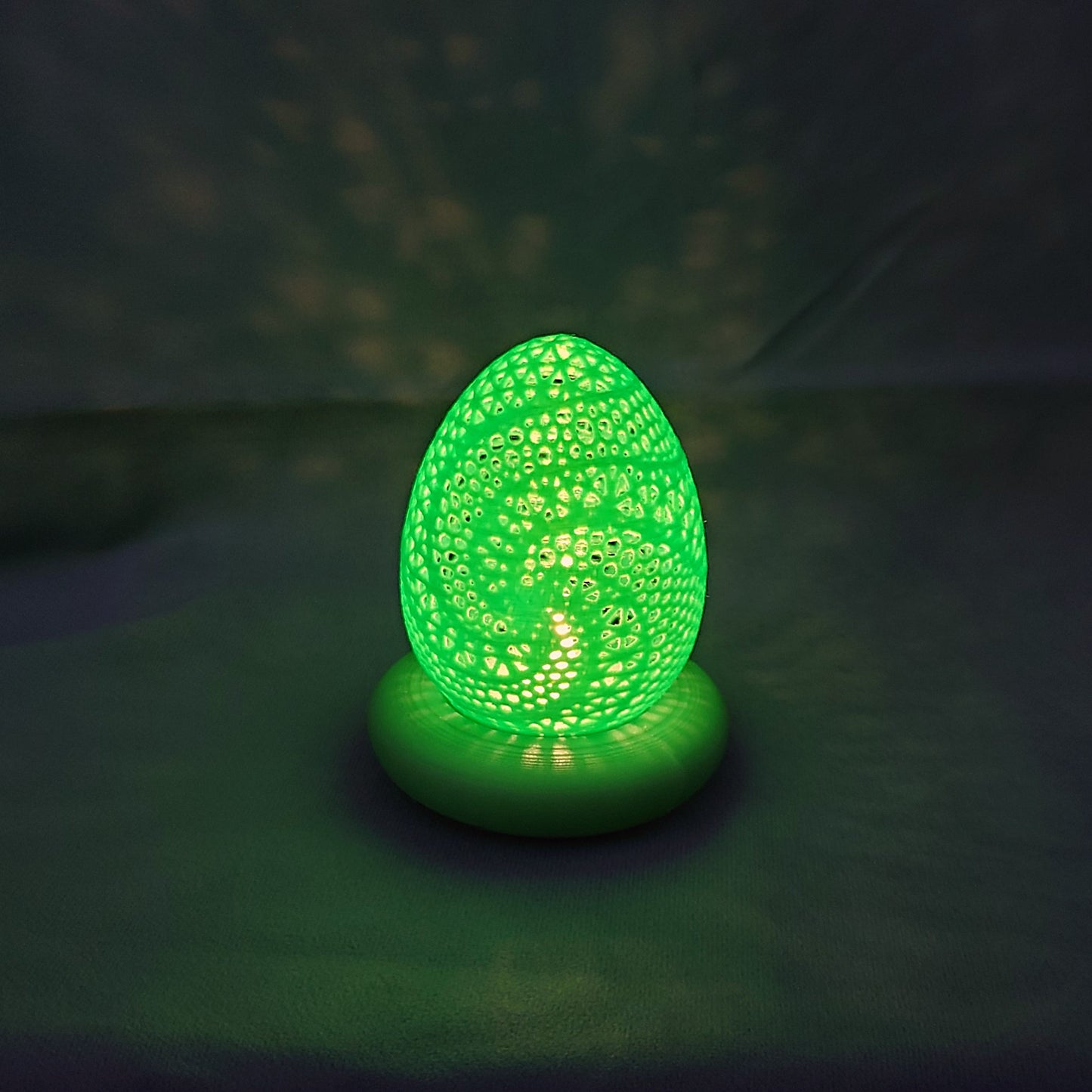 Easter egg lamp